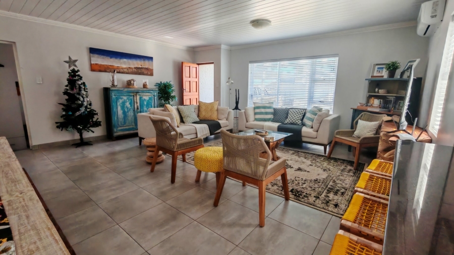 3 Bedroom Property for Sale in Tergniet Western Cape